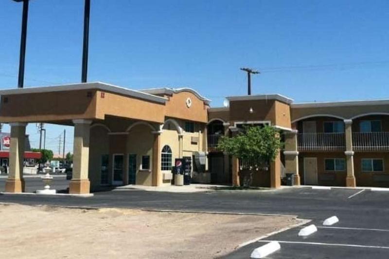埃尔森特罗戴斯酒店 外观 照片